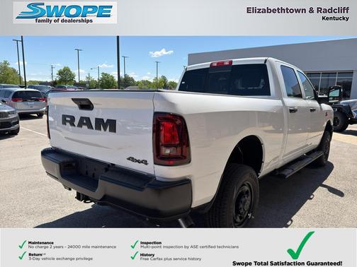 Bright White Clearcoat 2026 RAM 2500 Tradesman Crew Cab 4x4 6'4' Box