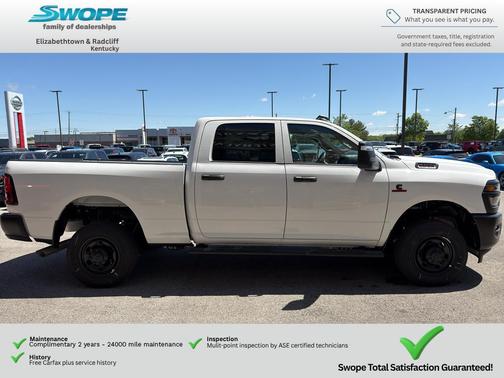 Bright White Clearcoat 2026 RAM 2500 Tradesman Crew Cab 4x4 6'4' Box