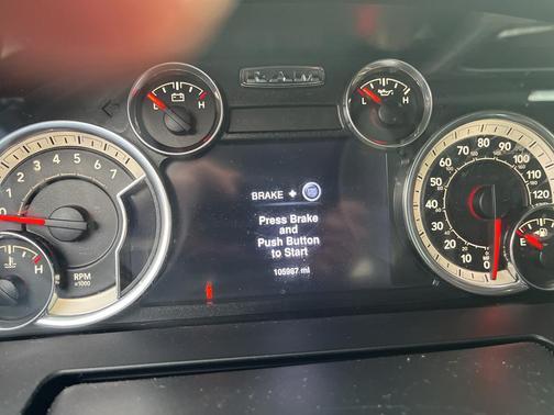 Flame Red Clearcoat 2016 RAM 1500 Laramie