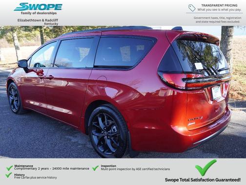 Red Hot Pearlcoat 2026 Chrysler Pacifica Limited