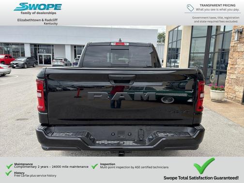Diamond Black Crystal Pearlcoat 2026 RAM 1500 Express