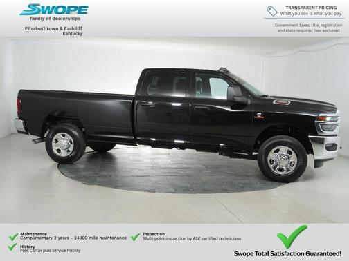 Diamond Black Crystal Pearlcoat 2026 RAM 3500 Tradesman Crew Cab 4x4 8' Box