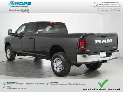 Diamond Black Crystal Pearlcoat 2026 RAM 3500 Tradesman Crew Cab 4x4 8' Box