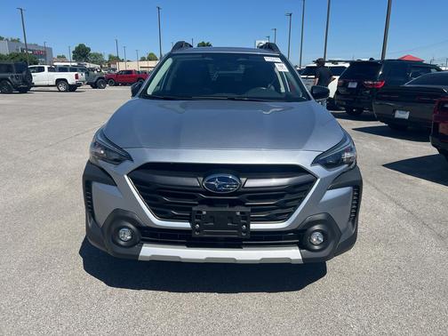 Ice Silver Metallic 2023 Subaru Outback Limited