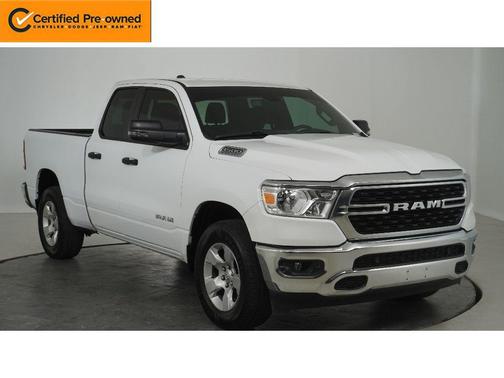 Bright White Clearcoat 2023 RAM 1500 Big Horn/Lone Star