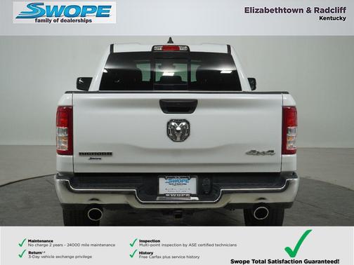 Bright White Clearcoat 2023 RAM 1500 Big Horn/Lone Star