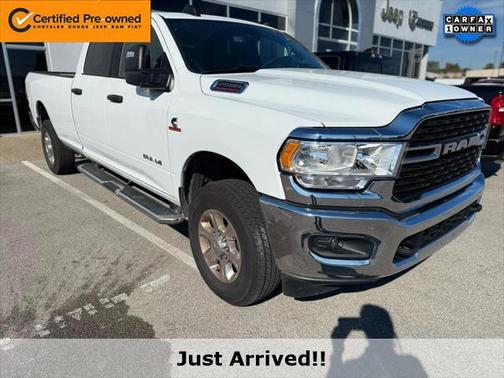 2023 RAM 2500 Big Horn Crew Cab 4x4 8 Box