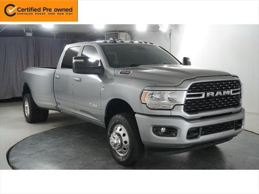 2024 RAM 3500 Big Horn Crew Cab 4x4 8 Box