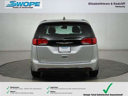 Silver Mist Clearcoat 2026 Chrysler Voyager LX