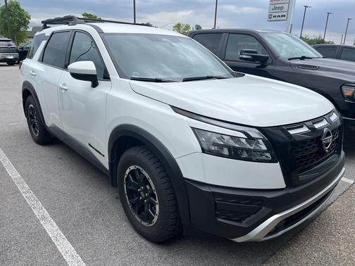 Glacier White 2025 Nissan Pathfinder Rock Creek 4WD