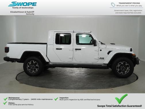 Bright White Clearcoat 2026 Jeep Gladiator Sahara 4x4
