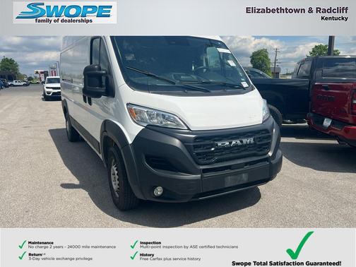 Bright White Clearcoat 2025 RAM ProMaster 2500 Tradesman