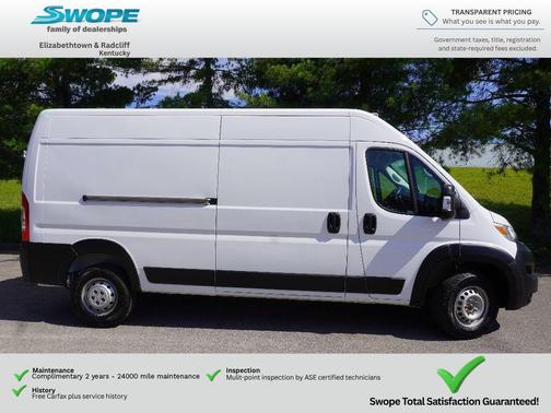 Bright White Clearcoat 2025 RAM ProMaster 2500 Tradesman