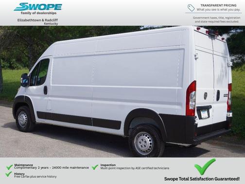 Bright White Clearcoat 2025 RAM ProMaster 2500 Tradesman