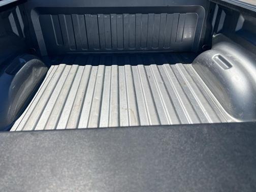 Billet Silver Metallic Clearcoat 2022 RAM 1500 Big Horn/Lone Star