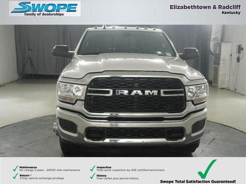 2022 RAM 3500 Tradesman Crew Cab 4x4 8' Box