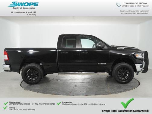 Diamond Black Crystal Pearlcoat 2022 RAM 1500 Big Horn/Lone Star