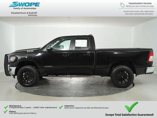 Diamond Black Crystal Pearlcoat 2022 RAM 1500 Big Horn/Lone Star