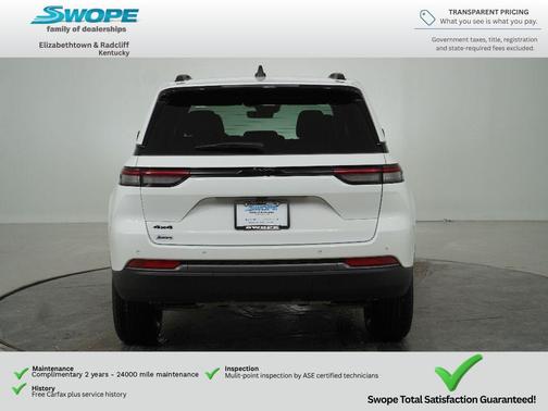 Bright White Clearcoat 2026 Jeep Grand Cherokee Altitude