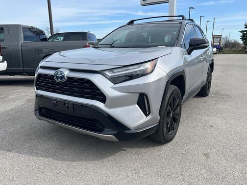 2022 Toyota RAV4 Hybrid SE