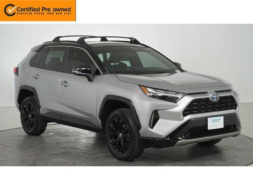 2022 Toyota RAV4 Hybrid SE