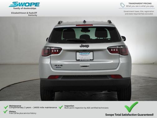 Silver Zynith Metallic Clearcoat 2026 Jeep Compass Latitude