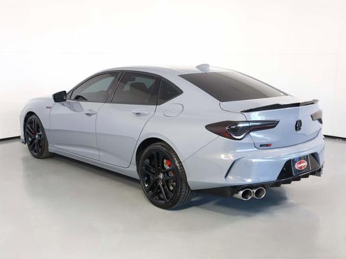 2024 Acura TLX 