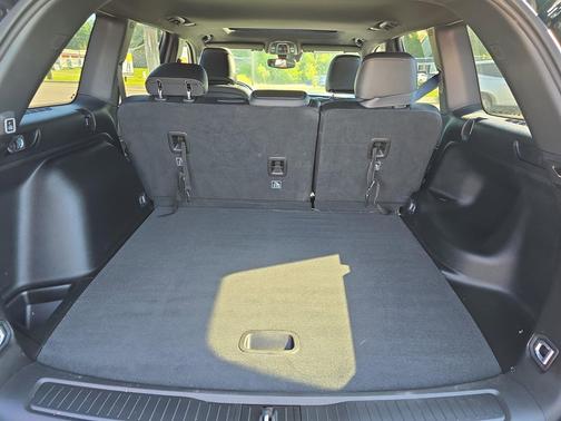 Baltic Gray Metallic Clearcoat 2024 Jeep Grand Cherokee Altitude