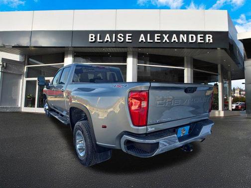 2025 Chevrolet Silverado 3500 LT