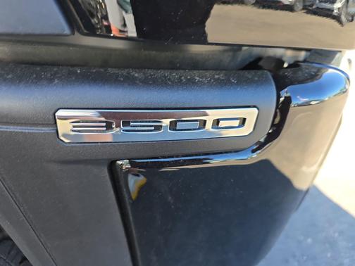 Onyx Black 2026 GMC Sierra 3500 AT4