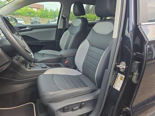 2023 Volkswagen Taos 1.5T SEL