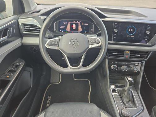 2023 Volkswagen Taos 1.5T SEL