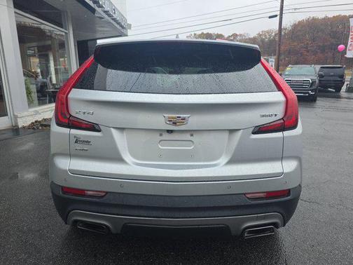 2020 Cadillac XT4 Premium Luxury