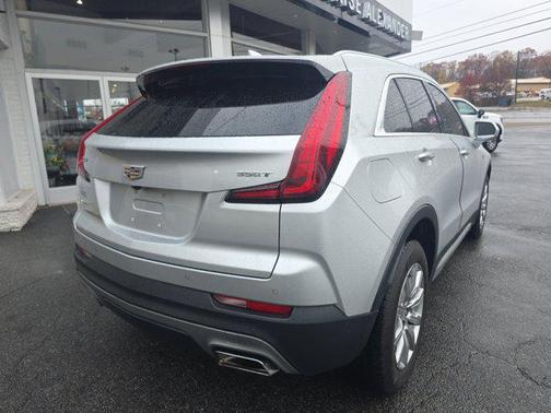 2020 Cadillac XT4 Premium Luxury