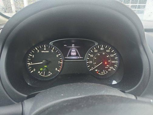 2016 Nissan Altima 2.5 SR