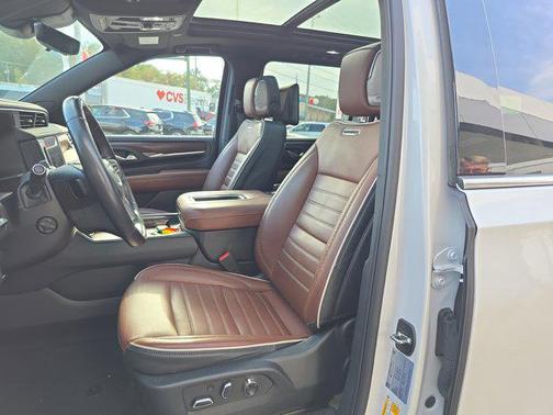 2023 GMC Yukon XL Denali Ultimate