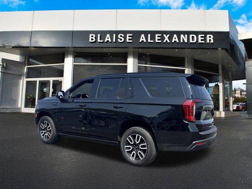 2023 GMC Yukon 4WD AT4