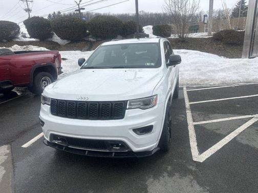 2020 Jeep Grand Cherokee Overland