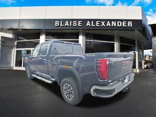 2026 GMC Sierra 2500 SLT