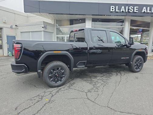 2026 GMC Sierra 2500 AT4