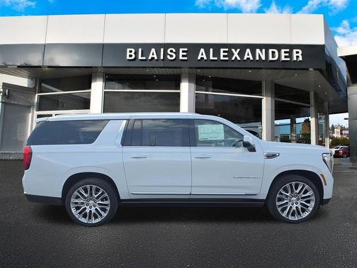 Glacier White Tricoat 2026 GMC Yukon XL Denali