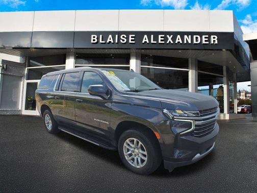 2023 Chevrolet Suburban LT