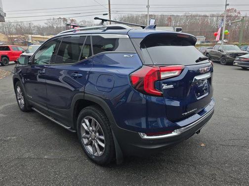 2022 GMC Terrain SLT