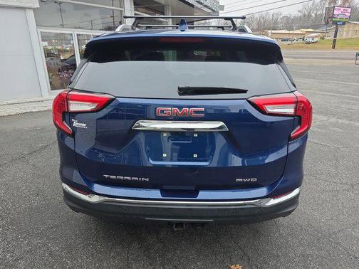 2022 GMC Terrain SLT