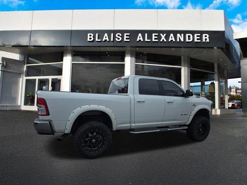 2020 RAM 2500 Big Horn Crew Cab 4x4 6'4' Box