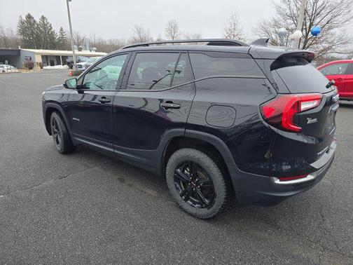 2022 GMC Terrain AWD AT4