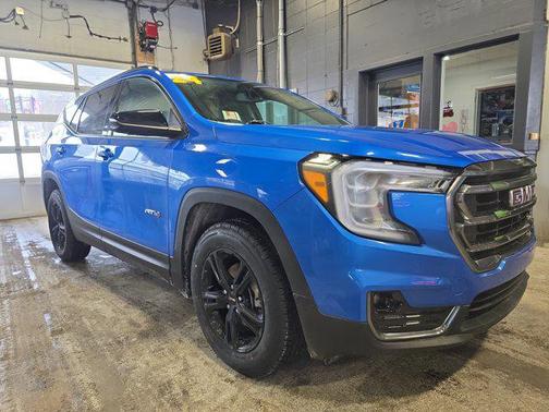 2024 GMC Terrain AWD AT4