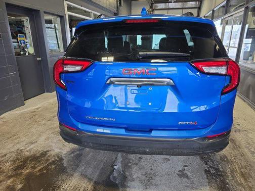 2024 GMC Terrain AWD AT4
