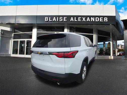 2023 Chevrolet Traverse LS