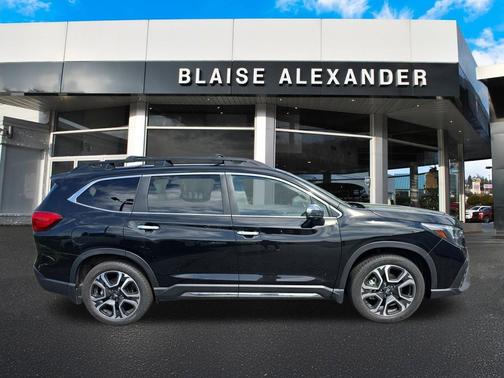Crystal Black Silica 2023 Subaru Ascent Touring 7-Passenger